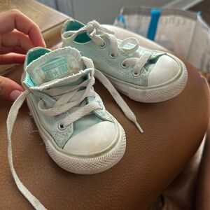 Baby chucks